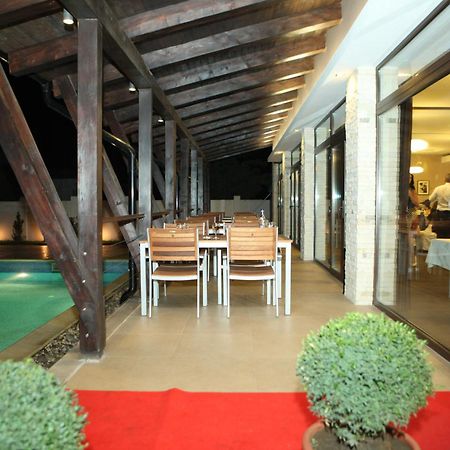 Pensiunea Sara Focşani Exterior foto